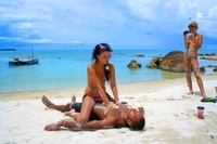 Wtfpass pretty party girls