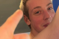 Hung Young Brit Pic s1
